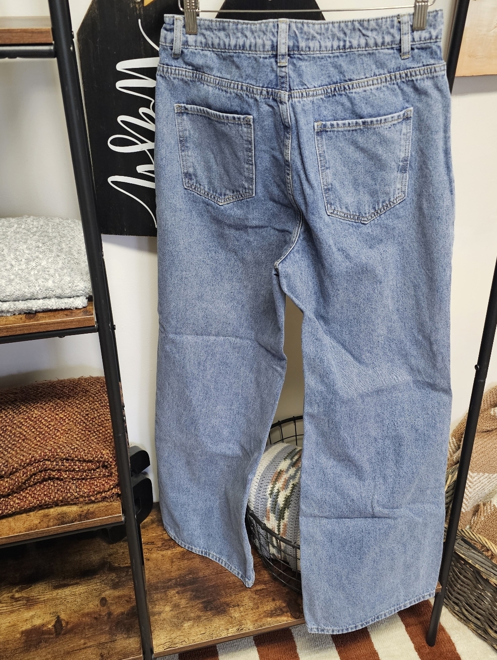 SHEIN Wide-Leg Distressed Women's Jeans - Picture 2 of 7